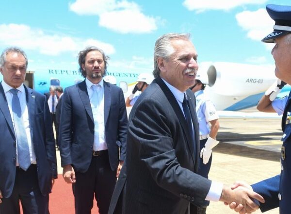 Alberto Fernández llegó a Brasil para reunirse con Lula - El Independiente