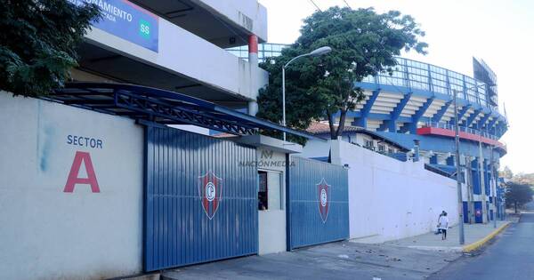 La Nación / Familiares de joven baleado en Barrio Obrero niegan que este intentó asaltar a guardia
