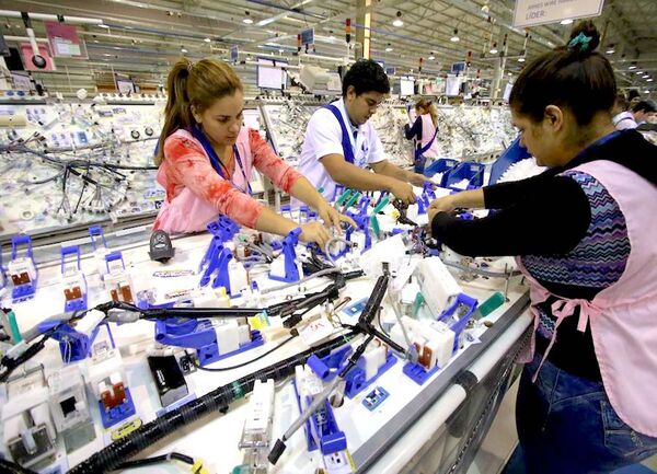Industria autopartista busca llegar a los 10 mil empleos en Paraguay