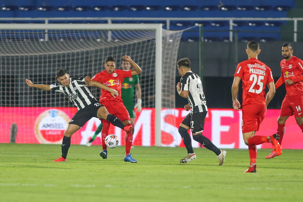 Libertad, eliminado de la Sudamericana | 1000 Noticias