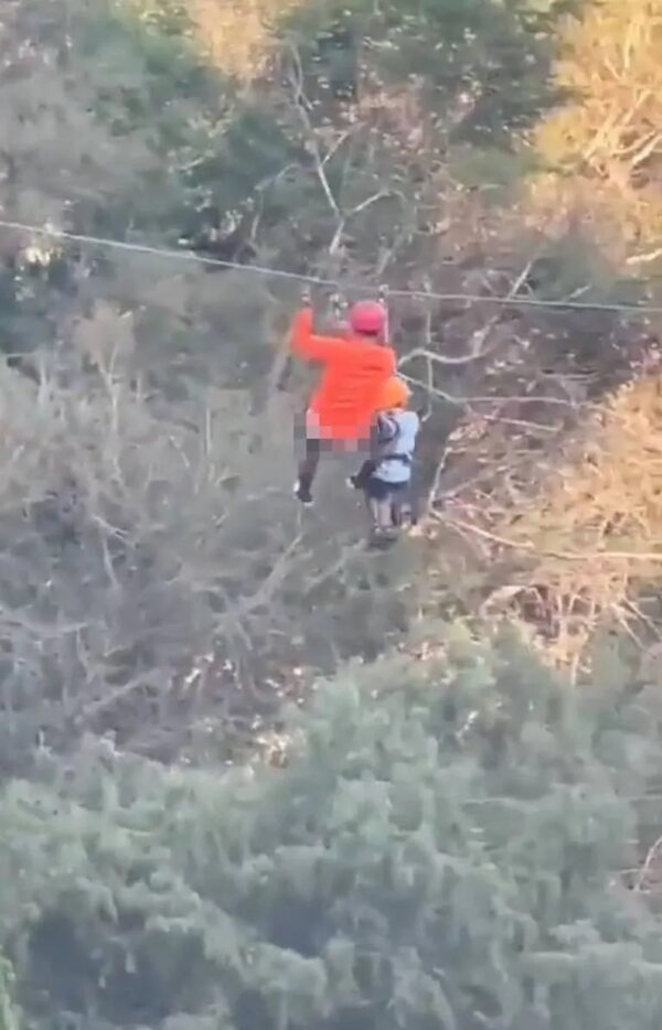 Video: niño de seis años cae desde 12 metros al romperse tirolesa donde viajaba en México - Mundo - ABC Color