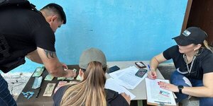 Imputan a dos personas por narcotráfico tras allanamientos en J. Augusto y San Lorenzo