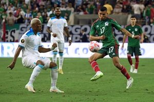 Copa Oro: México debuta con goleada y EE.UU. rescata un empate - Fútbol Internacional - ABC Color