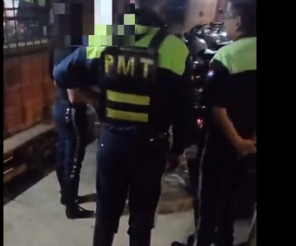 Inician sumario contra dos PMT que pidieron transferencia bancaria por infracción