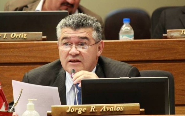 Comisión dictamina a favor del veto al aumento de penas en casos de estafa y lesión de confianza