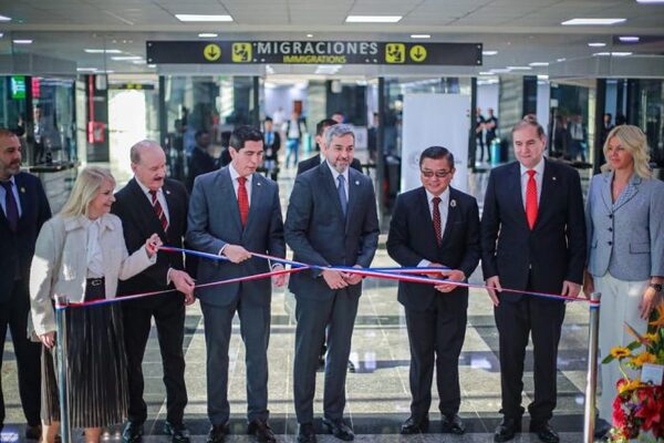 El aeropuerto Silvio Pettirossi cuenta con nueva plataforma y área de desembarque - El Trueno