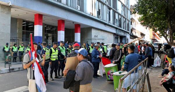 La Nación / Pobladores de Concepción exigen mejoras de ruta al MOPC