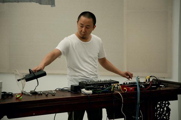 No importa si no es (música), de Yan Jun - El Trueno
