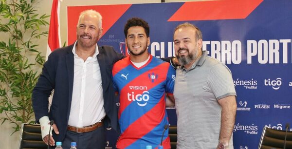 Versus / Cecilio Domínguez: "Cerro Porteño pesa mucho en mi corazón"