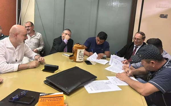 Trabajadores de la Constructora del Brazo Aña Cua de Yacyretá firmarán contrato colectivo - .::Agencia IP::.