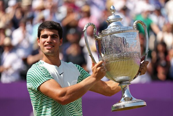 Versus / Carlos Alcaraz gana el torneo de Queen's y vuelve a ser el número 1 del mundo