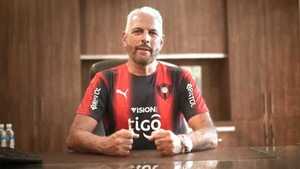 Zapag: "Tienen que mojar la camiseta y demostrar al hincha que están preparados"