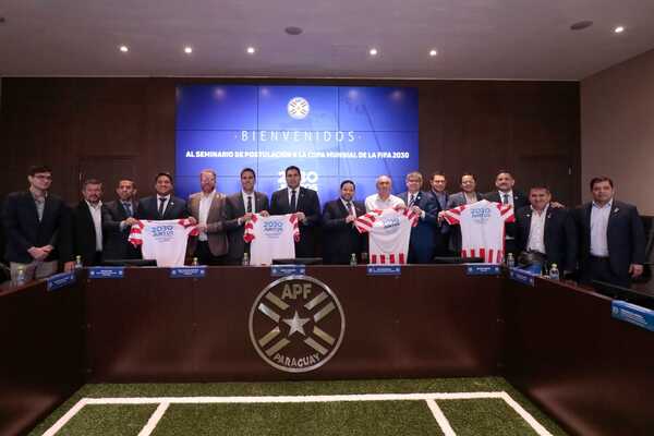 PARAGUAY AVANZA EN PLAN DE ORGANIZAR CONJUNTAMENTE EL MUNDIAL DE FÚTBOL 2030