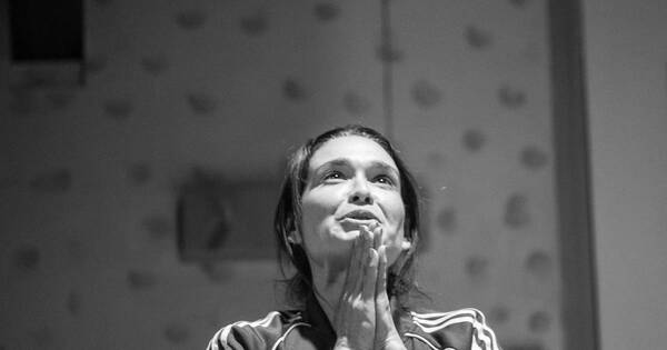 La Nación / Ya no hay entradas para ver la obra de Lali en Asunción: “Es un gol de arco a arco”