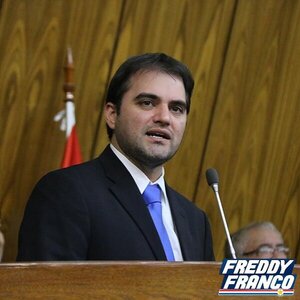 Oposición no descarta apoyar una candidatura colorada para la Mesa Directiva, dice diputado electo