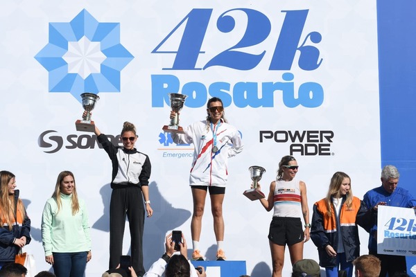 ATLETA PARAGUAYA GANA LA MARATÓN INTERNACIONAL DE ROSARIO - Itapúa Noticias