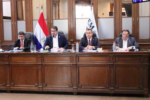 Resuelven Enjuiciamiento de Fiscal Stella Maris Cano | 1000 Noticias
