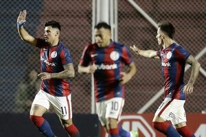 San Lorenzo se mete casi milagrosamente en la liguilla con dos goles de Bareiro - Fútbol Internacional - ABC Color