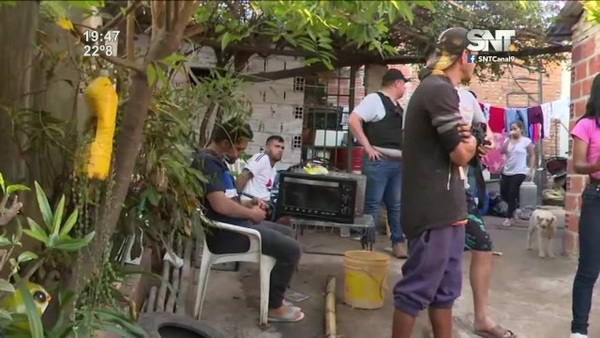 Sospechosos de asaltos fueron detenidos durante allanamientos en Villa Elisa - SNT