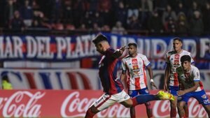 Bareiro empuja a San Lorenzo a los Play-offs