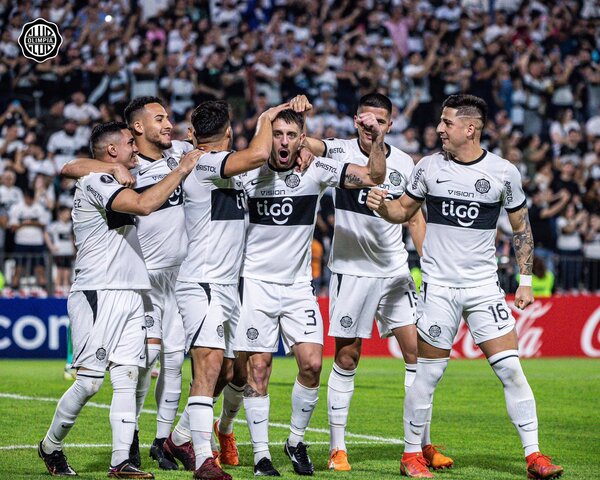 Olimpia se Copa: por demolición aseguró liderazgo invicto en Libertadores | 1000 Noticias