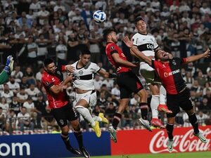 Olimpia 4-Melgar 1: Expreso arrollador - Fútbol - ABC Color