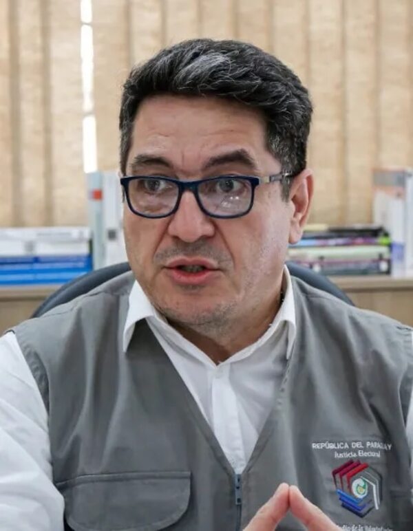 Intendentables presentan austeras declaraciones de gastos de campaña - Política - ABC Color