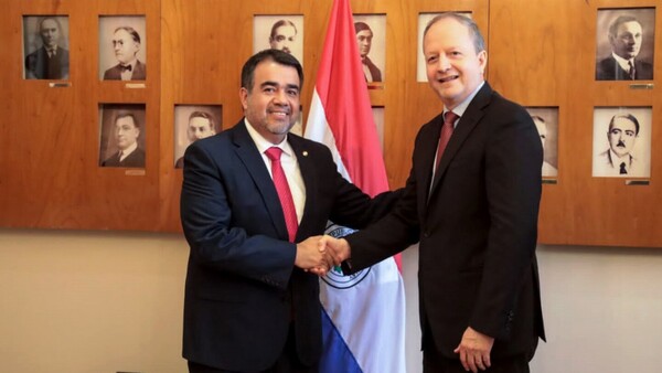 Analizan ampliar déficit fiscal para cancelar deuda con proveedoras