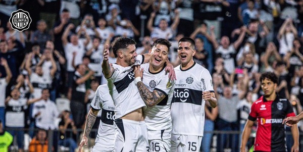 Olimpia goleó a Melgar y cerró la fase de grupos como líder - Unicanal