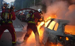 Gobierno francés llama a la "calma" tras una madrugada de disturbios por un caso de gatillo fácil - .::Agencia IP::.