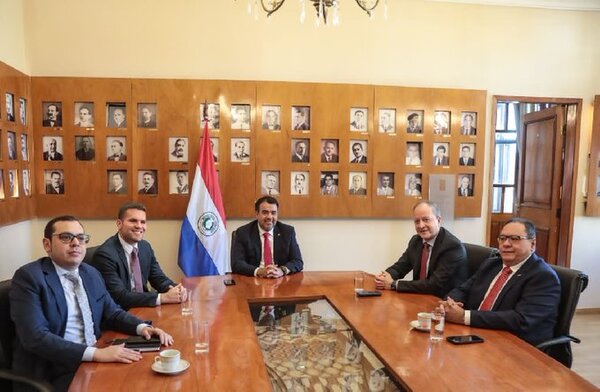 Se inicia oficialmente el proceso de transición en el Ministerio de Hacienda