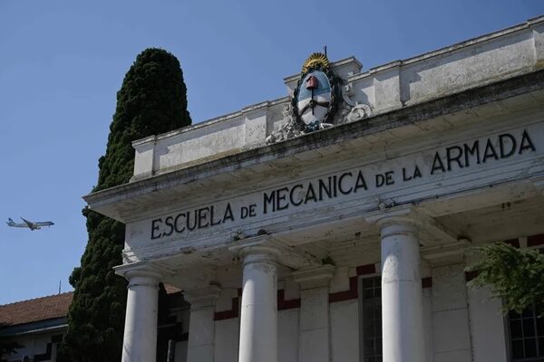 Argentina juzga a exmarino por casi 400 crímenes en la última dictadura en la ESMA - Mundo - ABC Color