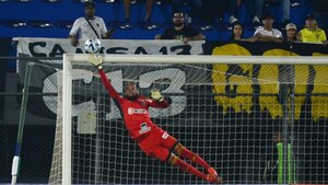 Mineiro denuncia "manifestaciones racistas de los hinchas de Libertad"