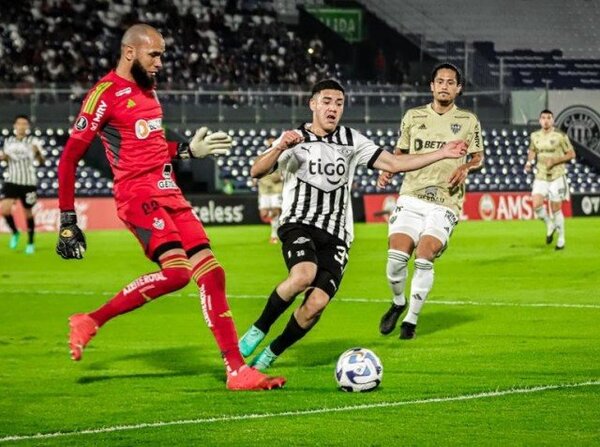 Libertad empata ante Mineiro y clasifica a la Sudamericana