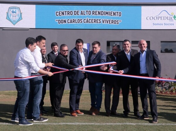 Guaireña FC inaugura moderno Centro de Alto Rendimiento en Villarrica