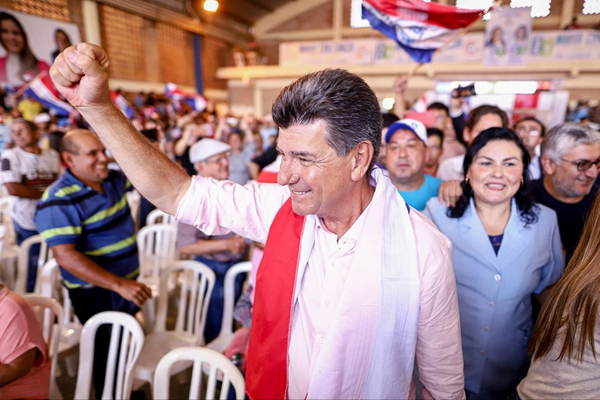 Esperan que la convención azul redireccione el destino del PLRA - La Clave