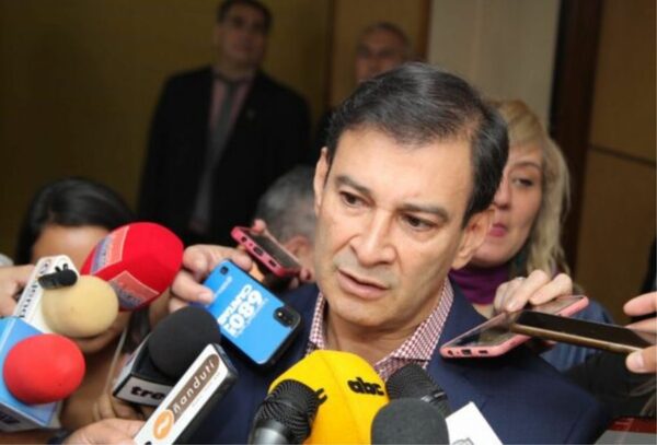 Silvio «Beto» Ovelar ya tendría los 23 votos para presidir el Congreso