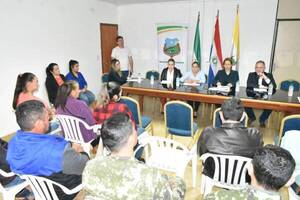 AVANZAN LAS GESTIONES PARA MEJORAR EL PASO FRONTERIZO ENTRE CAMPICHUELO Y CANDELARIA