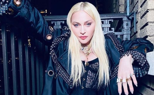Madonna, en terapia intensiva e intubada en un hospital, suspende su gira mundial