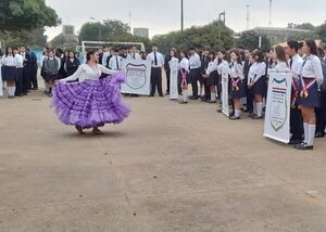 Colegio celebra su aniversario fundacional número 43 en Ayolas - Nacionales - ABC Color