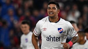 Nacional clasifica a octavos con gol de Polenta