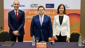 Óscar Orué: “Necesitamos ampliar la base tributaria a través de la formalización del comercio”