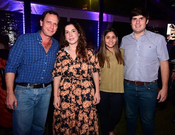 En “Ladies Night” subastan a “La Gran Dama” más cara de la historia del Paraguay - Sociales - ABC Color
