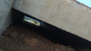 Hombre murió de hipotermia bajo un puente