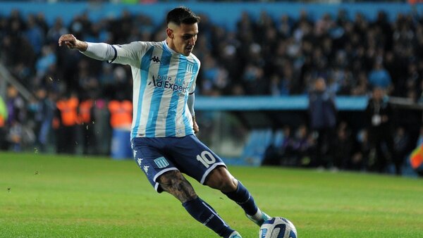 Racing, con un golazo de Matías Rojas, goleó al Ñublense