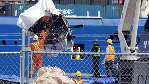 Hallan posibles restos humanos entre las partes recuperadas del sumergible TITÁN