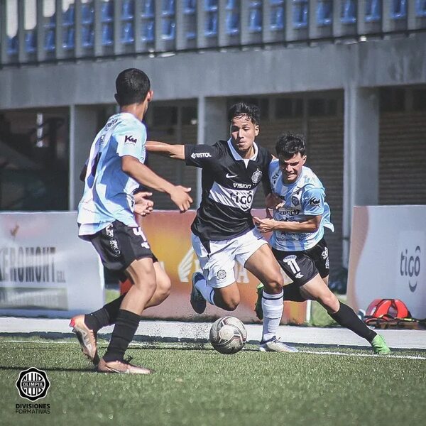 Sub 16: Olimpia golea para seguir en la cima - Olimpia - ABC Color