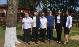 Autoridades educativas de un colegio de San José, realizan diversas actividades para mejorar sus instalaciones - Noticiero Paraguay