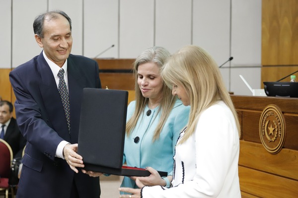Senado se despide rindiendo homenaje al ex vicepresidente Óscar Denis, secuestrado por el EPP - ADN Digital