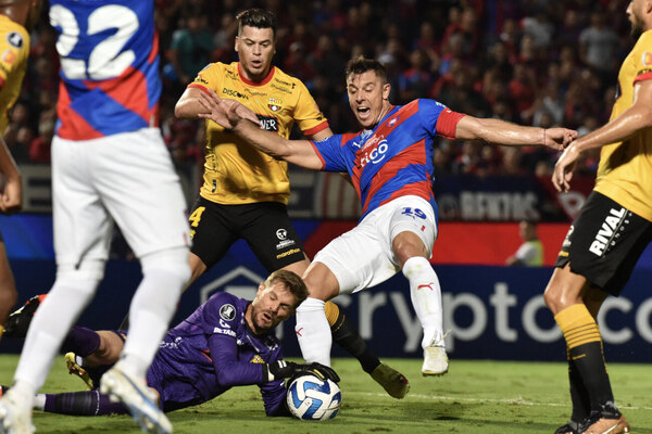 Cerro Porteño, obligado a cortar una sequía de más de 56 años ante Barcelona